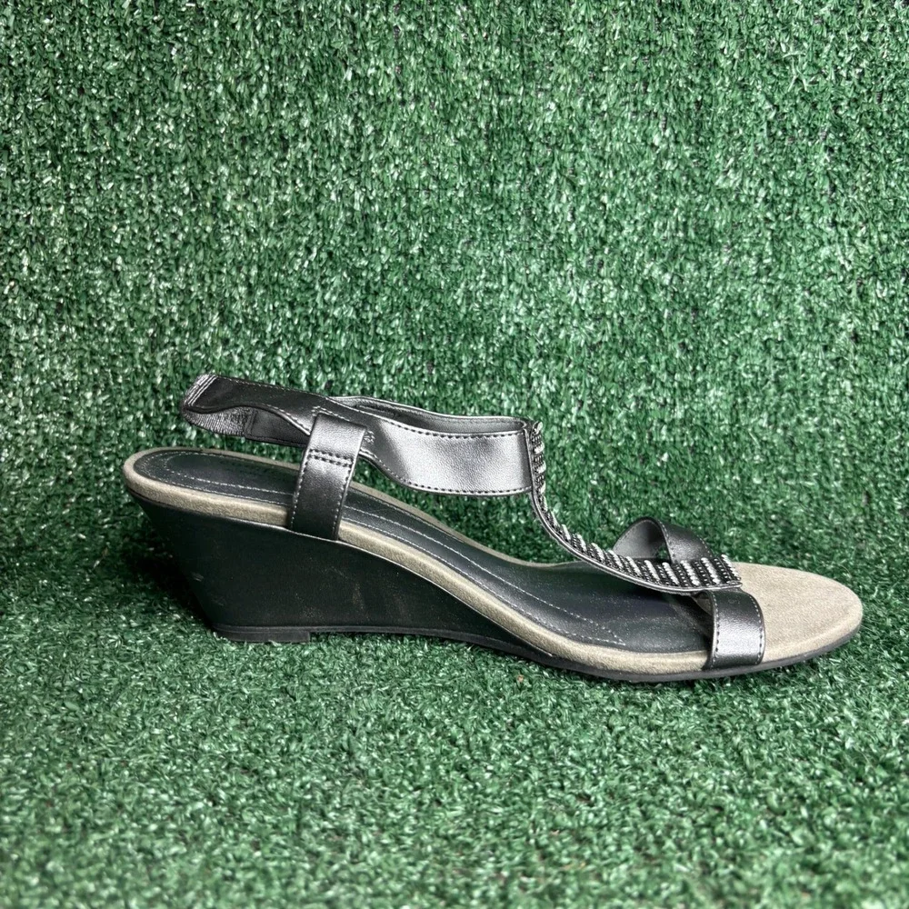 Comfort Plus Predictions Rhinestone‎ T-Strap Wedge Sandal Pewter Womens 9.5 Wide
